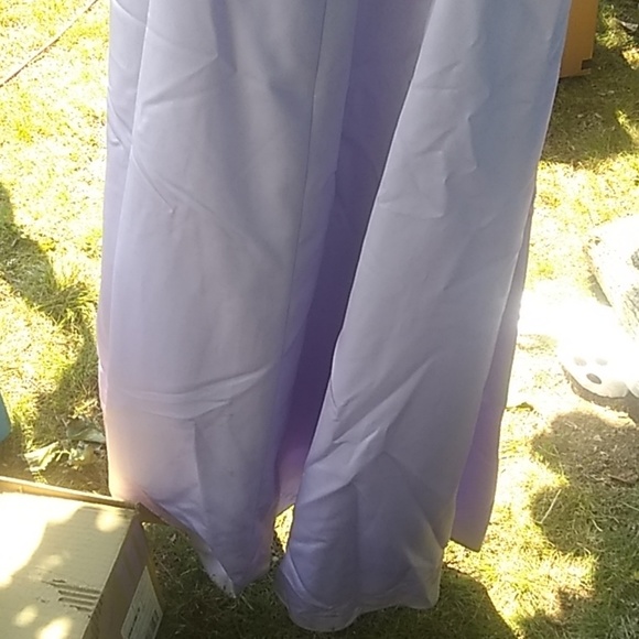 Formal gown - Picture 4 of 4